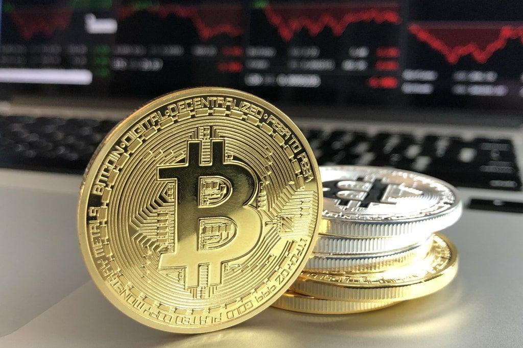 earn bitcoins easy